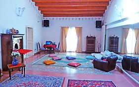 Vucciria Hostel